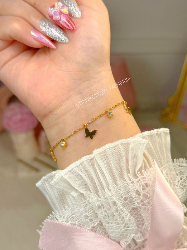 Charm bracelet - butterfly - Image 1