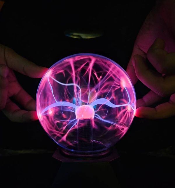 Globe Shape Magic Plasma Ball Light-5 Inch