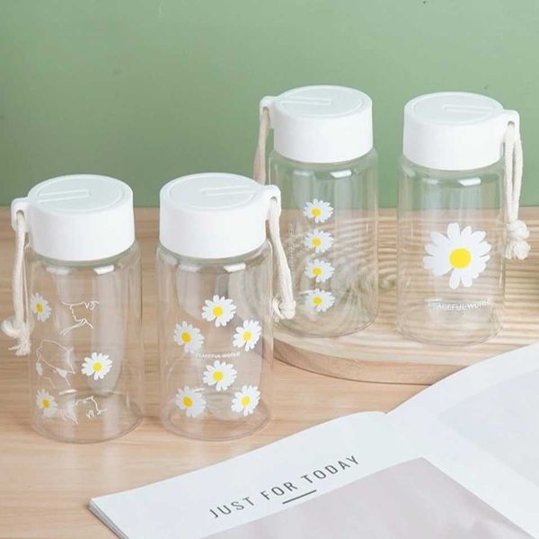 Sunflower water battle Daisy water battle 8 design Available nowSize: 500 ML