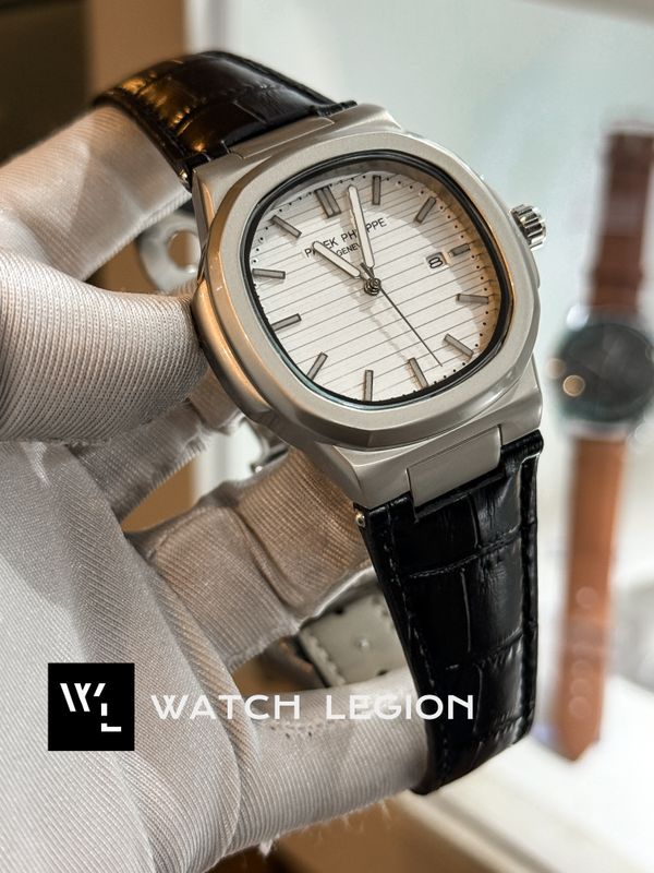 PATEK NAUTILUS WHITE DIAL SWEEP