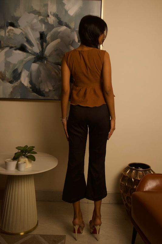 Sepia Black 3 Quarter Pants - Image 2