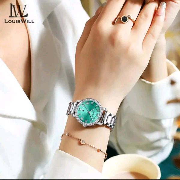 đ LouisWill Ladies Retro Diamond Steel Strap Watches... - Image 8