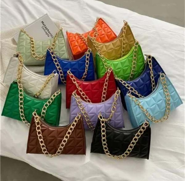 Chain shoulder bag