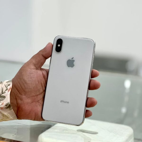 iPhone X – 256GB
