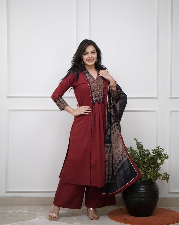 Dupatta Sets