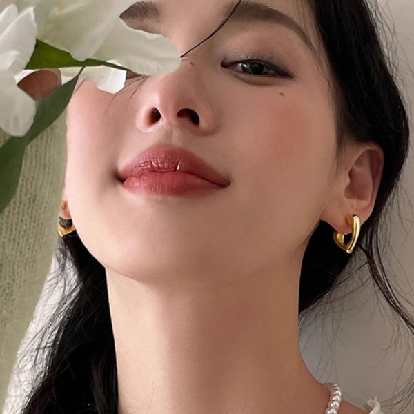 Hellow heart light earrings
