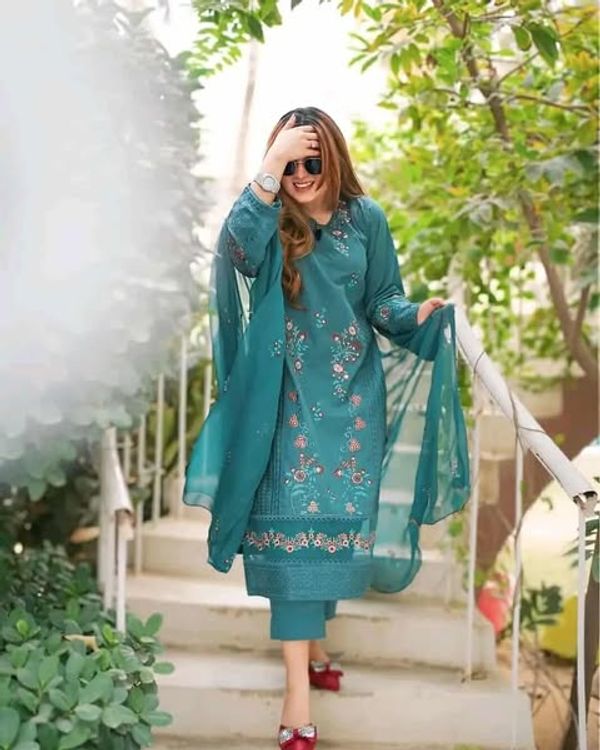 3 পিস ফুল এমব্রয়ডারি