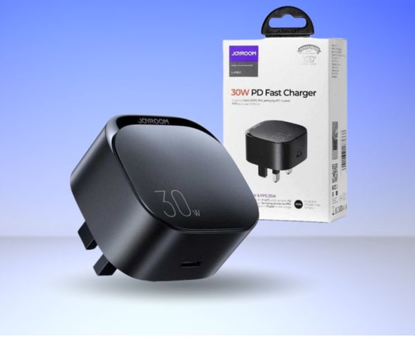 JOYROOM L-P307 30W PD Type-C Fast Charger – Black Color