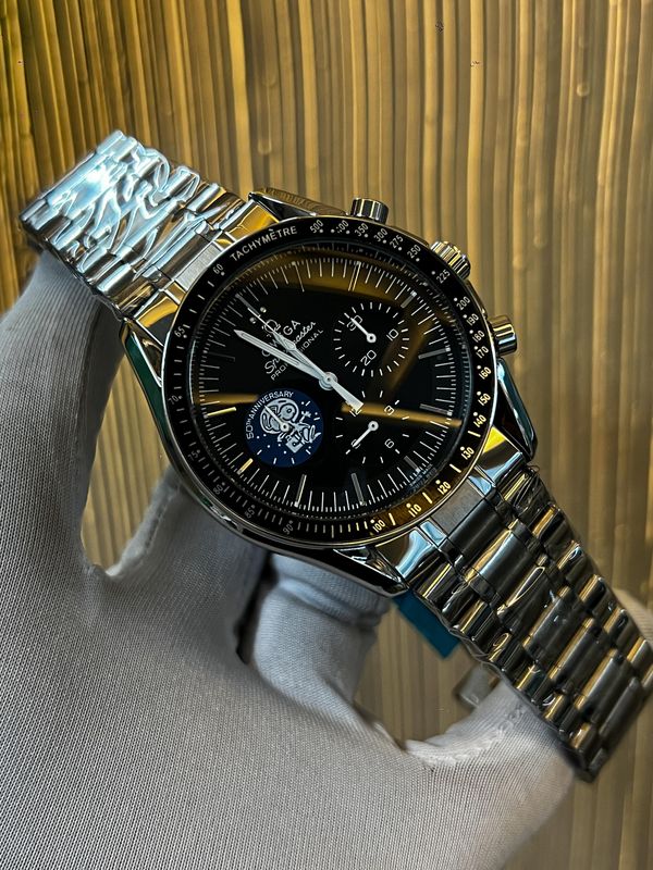 Omega Speedmaster Chain Black Dial