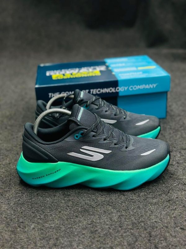 Skechers x Aero Burst (1:1)