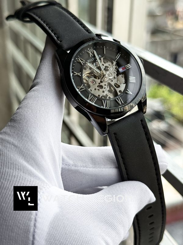 TOMMY HILFIGER AUTO BLACK BELT BLACK BEZEL