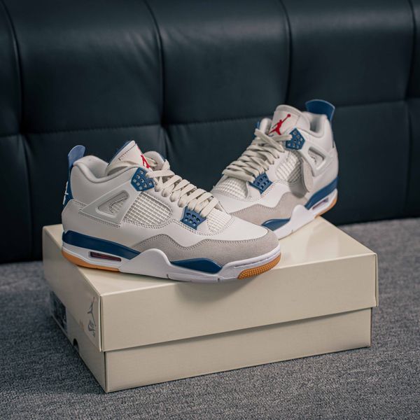 Nike Air Jordan 4 Retro (1:1)