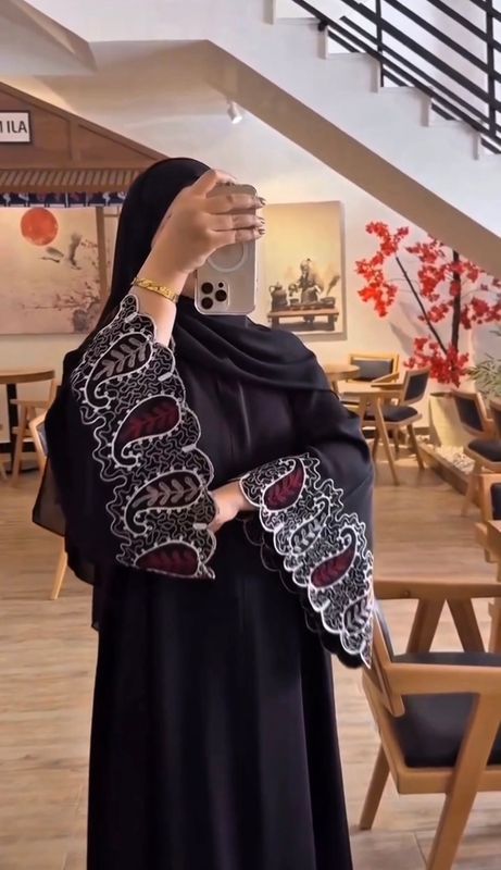Luxury Black Embroidery Burqa