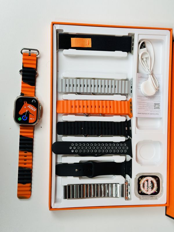 Y80 Ultra Smartwatch With 8 Strap