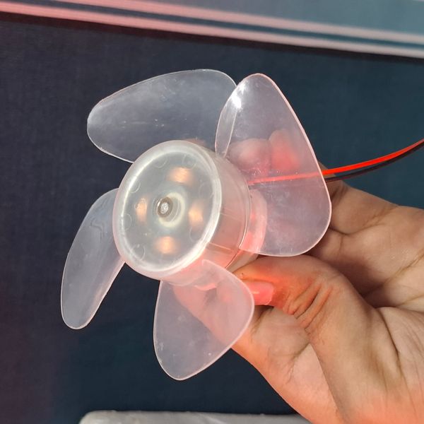 4 inch Brushless Fan 5V - 12V DC