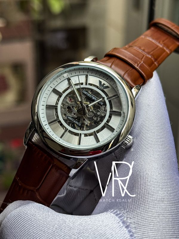ARMANI AUTO BROWN BELT,SILVER CASE,WHITE DIAL