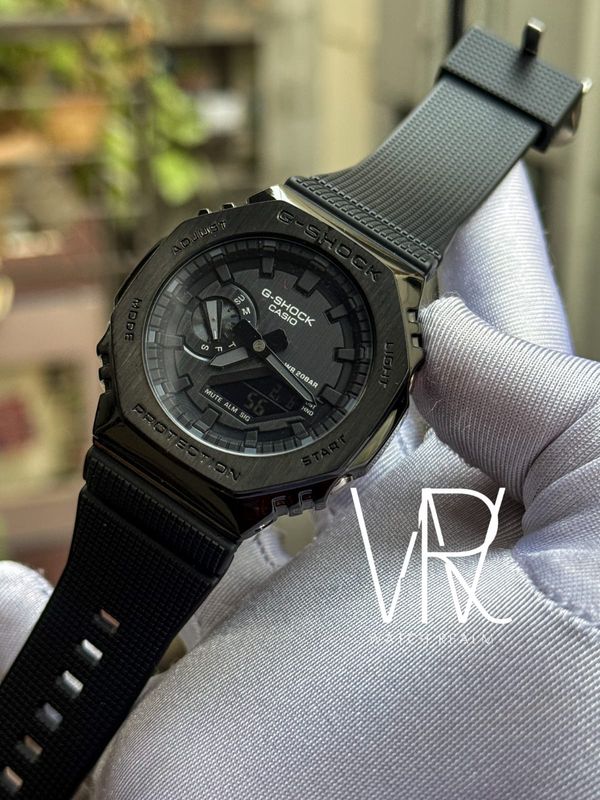 GSHOCK GM2100 FULL BLACK METAL BODY