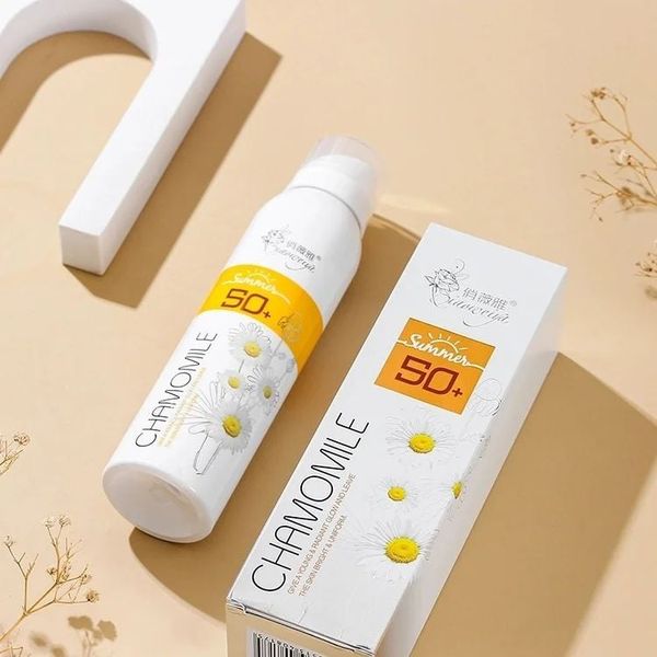 Chamomile Whitening Spray Sunscreen With Spf 50+