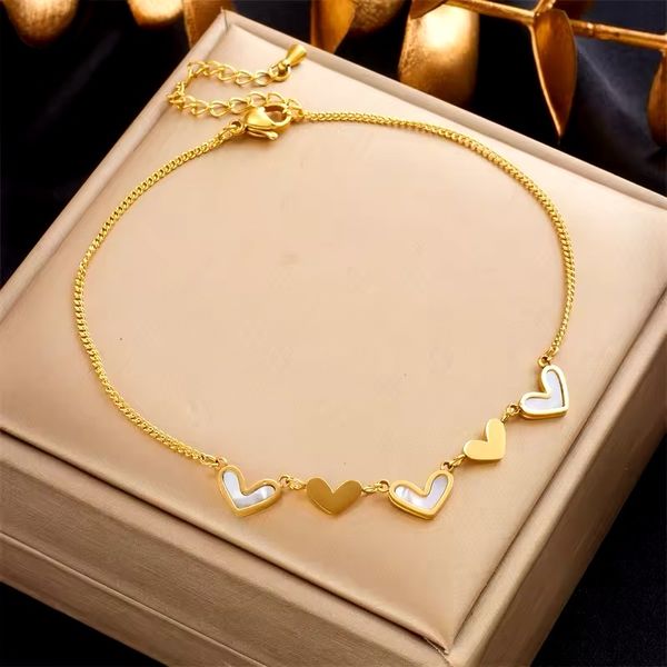 LOVE ANKLET - white