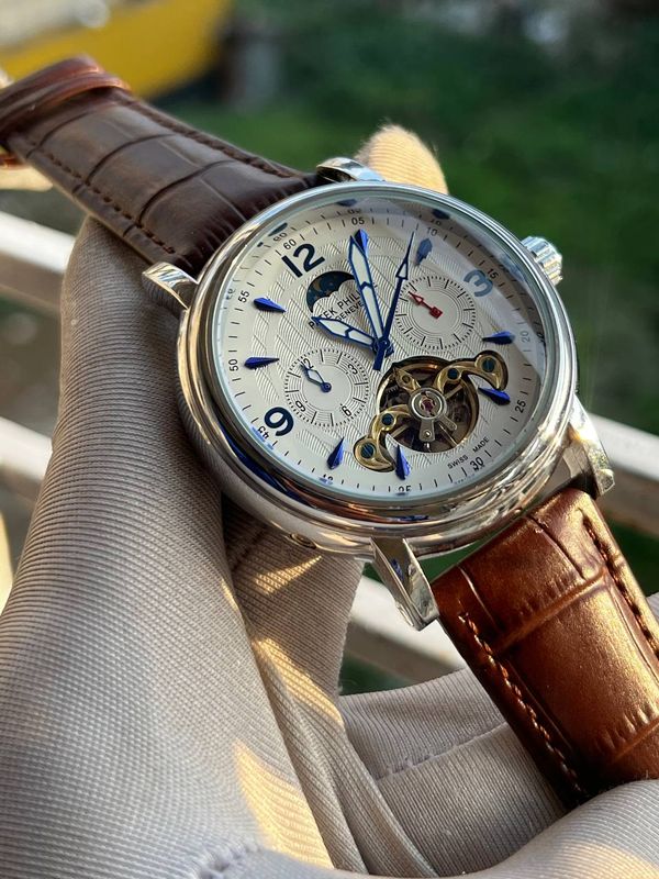 Patek Philippe V2 Automatic Blue Indicator White Dial