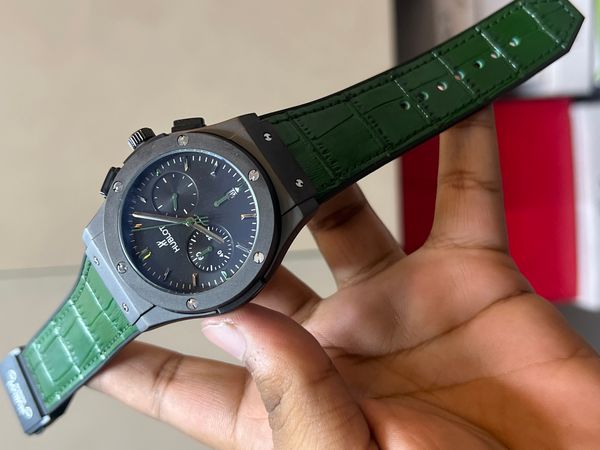 HUBLOT CLASSIC FUSION GREEN BELT BLACK DIAL