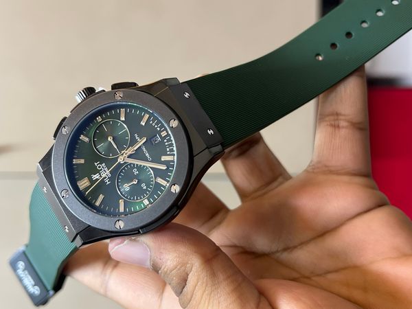 HUBLOT CLASSIC FUSION BLACK CASE GREEN BELT GREEN DIAL