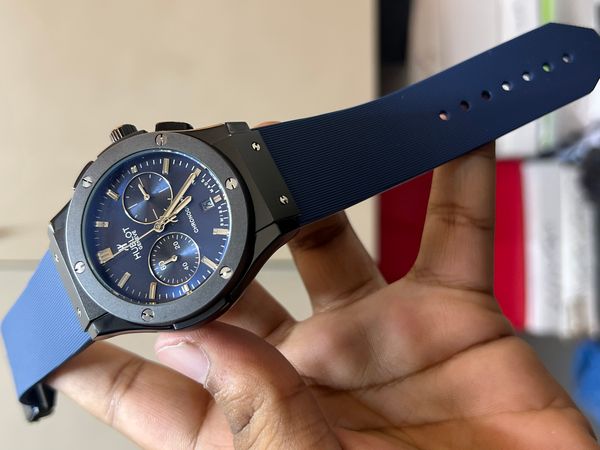 HUBLOT CLASSIC FUSION BLACK CASE BLUE BELT BLUE DIAL