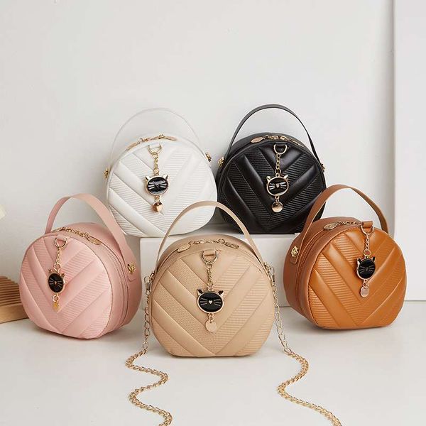 Cat Pendant Diagonal Straddle Small Round Bag
