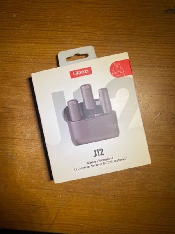 Ulanzi J12 Dual Wireless Microphone - Image 4