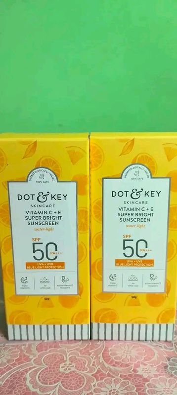 Dot & Key Vitamin C + E In The Spotlight Strobe Cream
