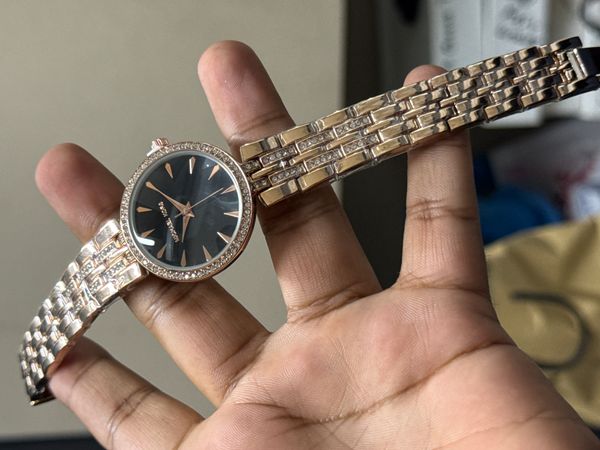 MK STONE BEZEL ROSE GOLD BLACK DIAL
