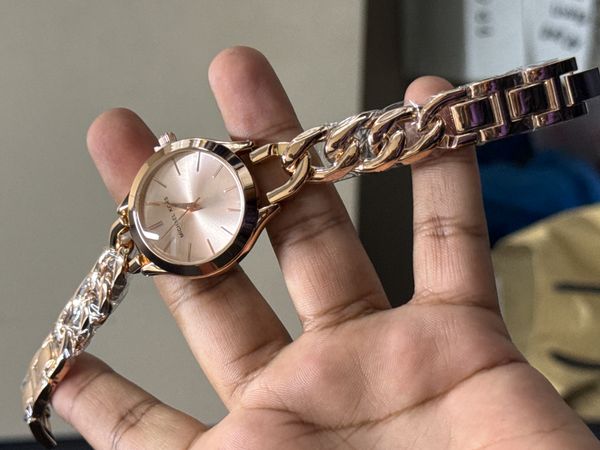 MK SHACKLE CHAIN FULL ROSE GOLDEN