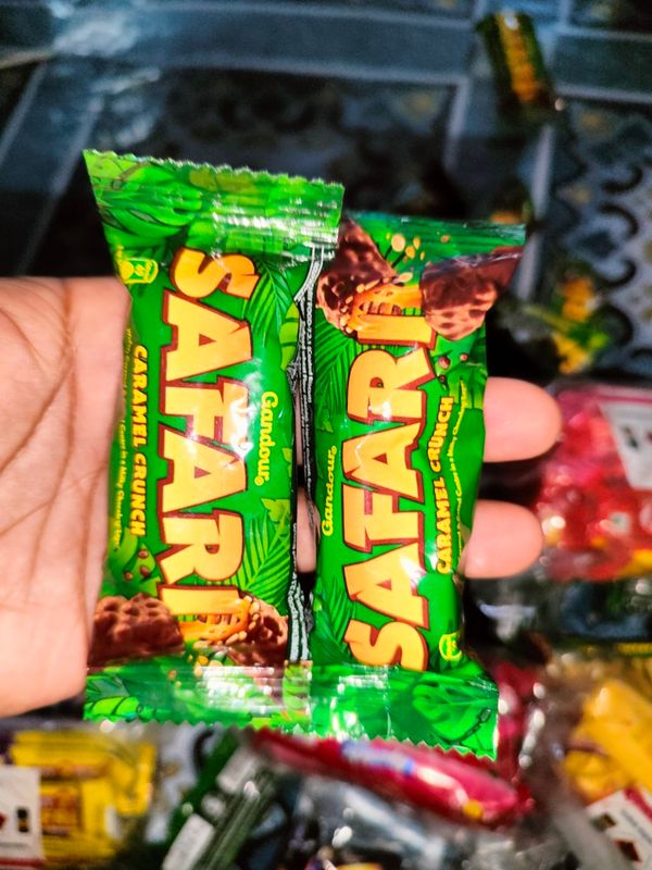 Safari Caramel Rice Crisps Chocolate( 10gm×30pc)Full box indian