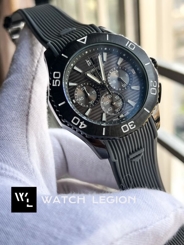 TAG AQUARACER BLACK CASE GREY STRIP DIAL GREY BELT