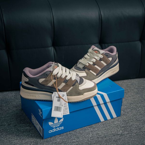 Adidas Forum (1:1)
