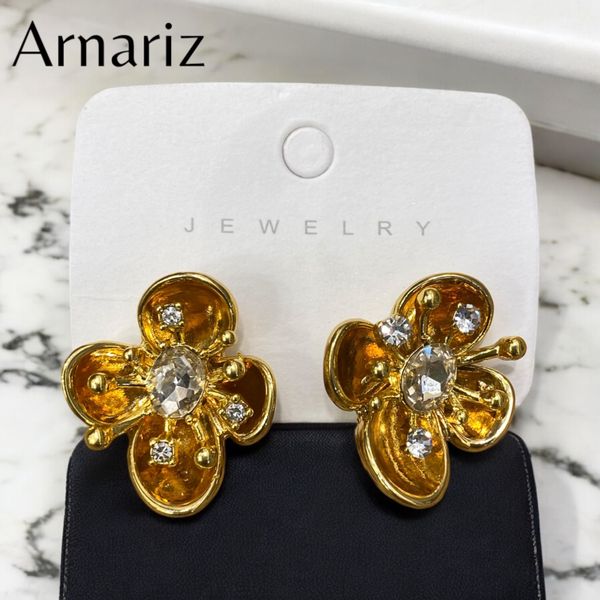 Gold-tone top 2