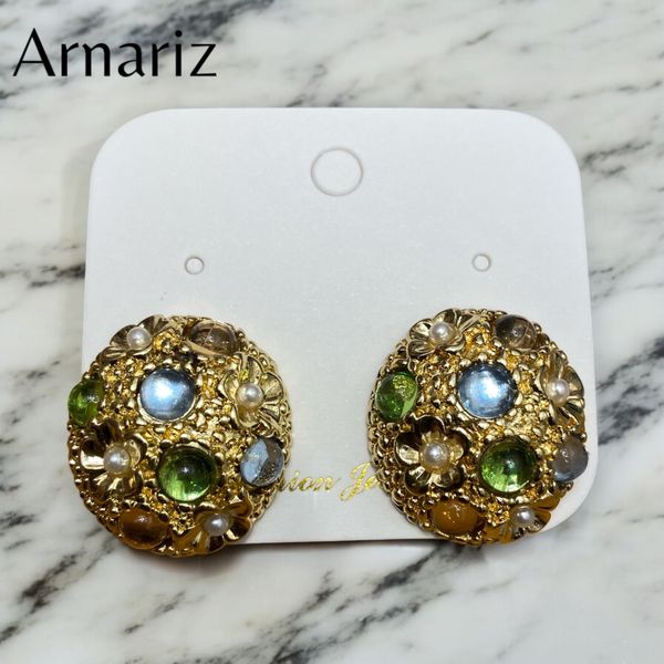 Gold-tone top 30
