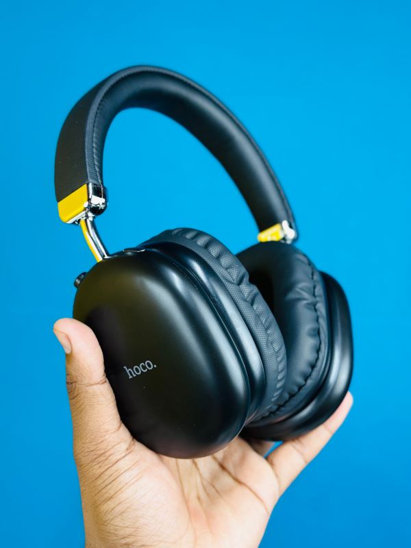 Hoco W35 Max Wireless Headphone- Black Color - Image 4