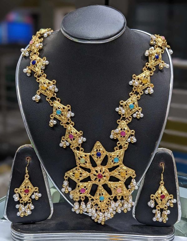 Antique Jewellery Set