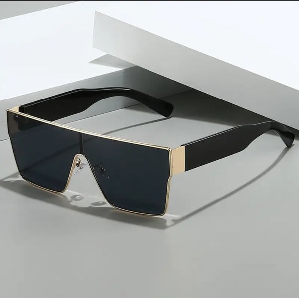 Man Sunglass