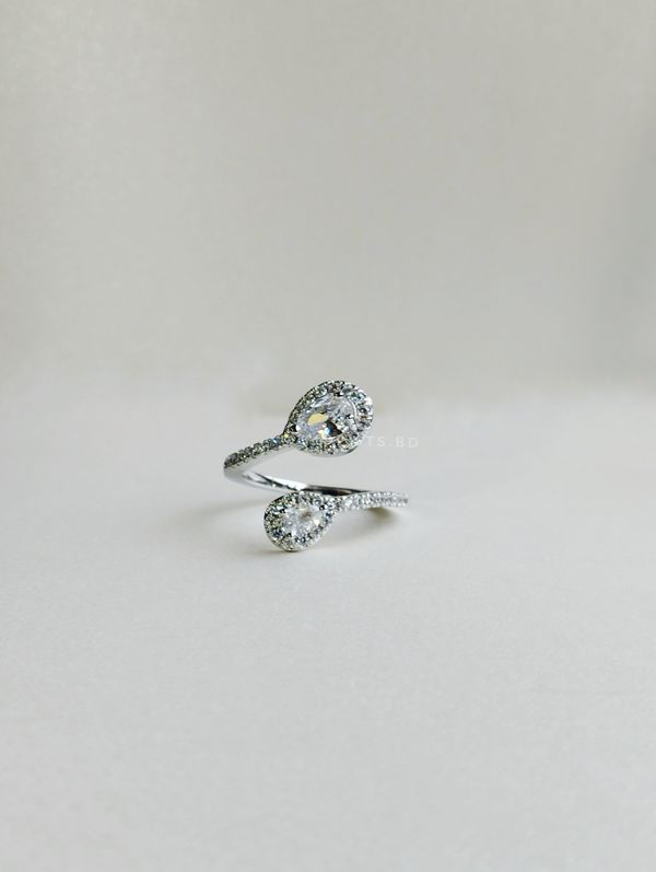 Serena ring - Crystal [ adjustable]