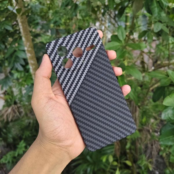 Redmi K80 carbon fiber pattern protective cover