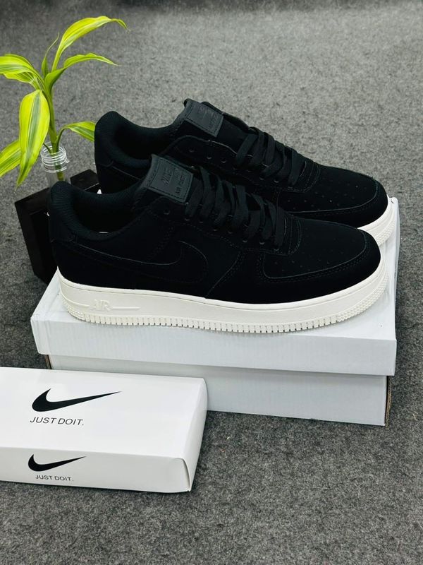 Nike x Air Force 1 ‘07 All Black (1:1)
