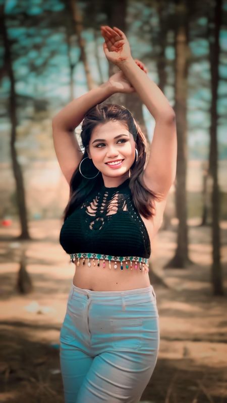 Trendy top - Image 8