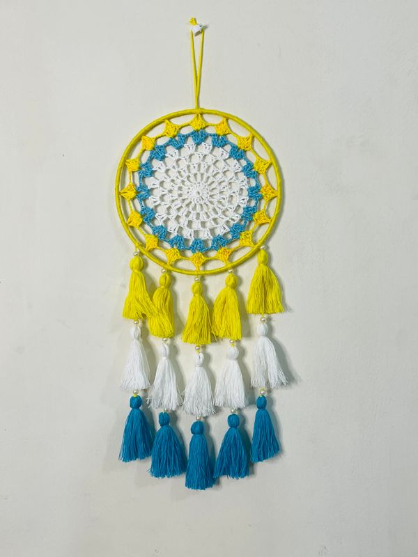 wall hanging 8/8"round length 24"