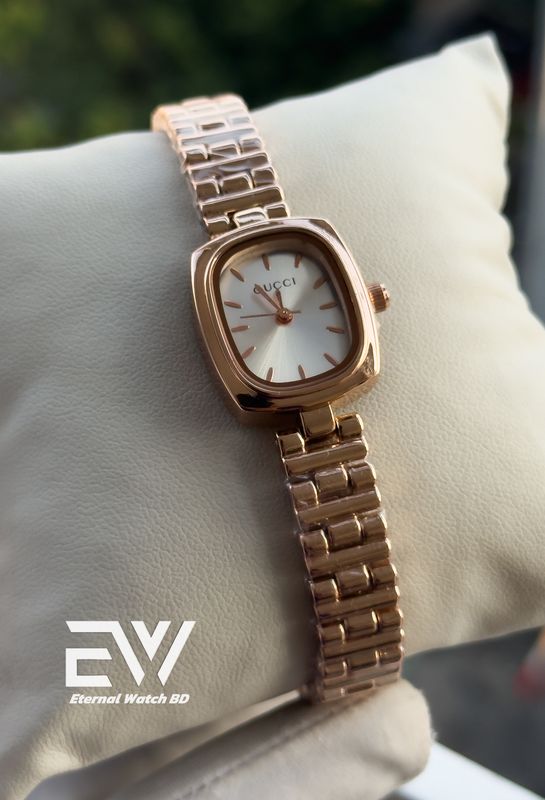 GUSSI CHAIN SQUARE WHITE DIAL RG BODY