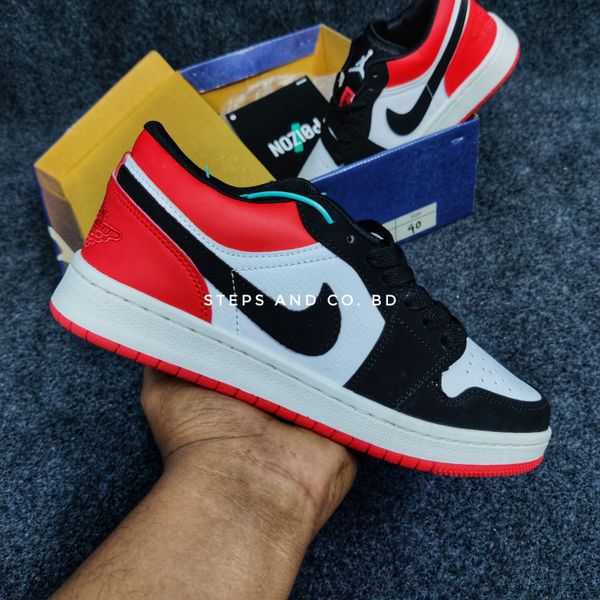 Air Jordan 1 Low Bred Toe
