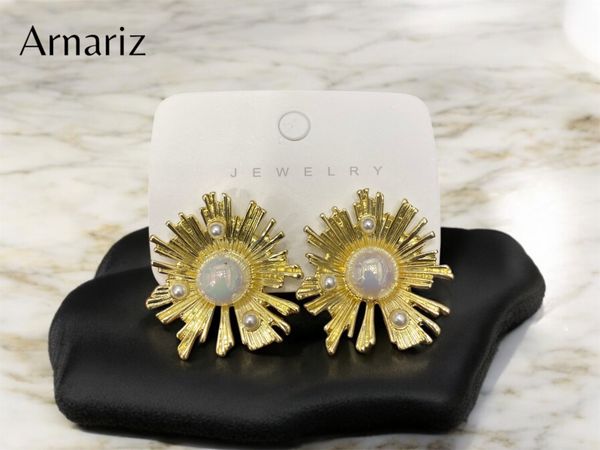Gold-tone top 39