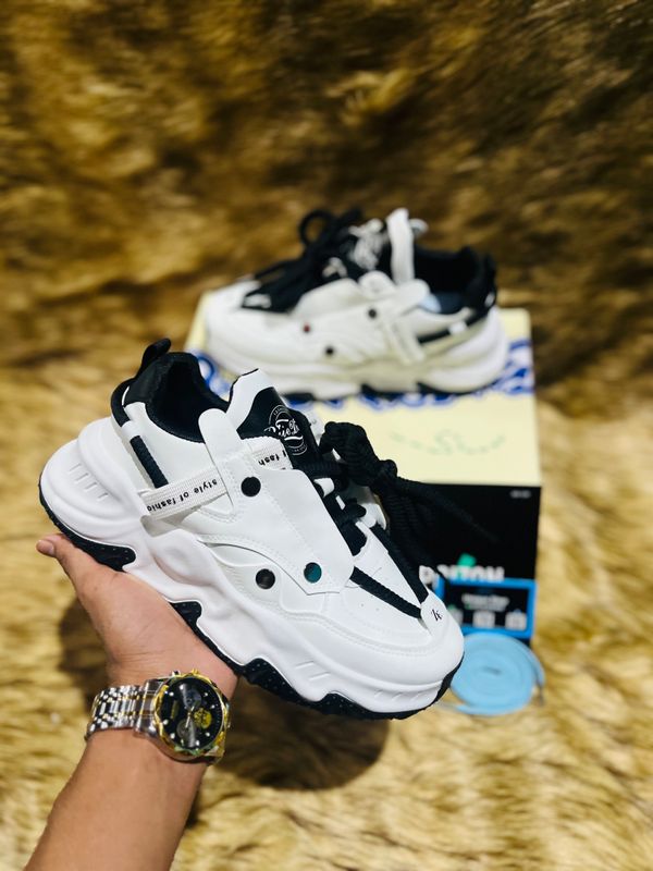 Anaconda Sneakers
