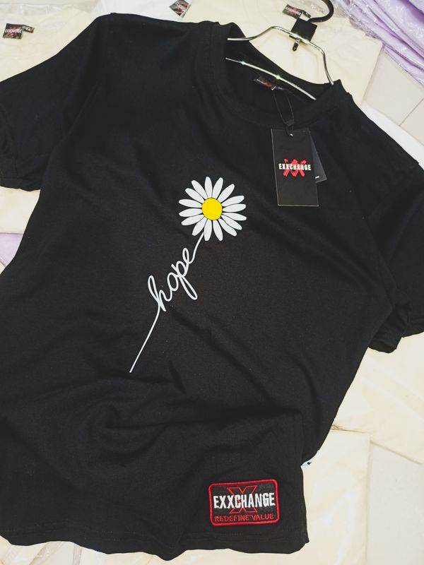 Hope blooms, //unisex // t-shirt